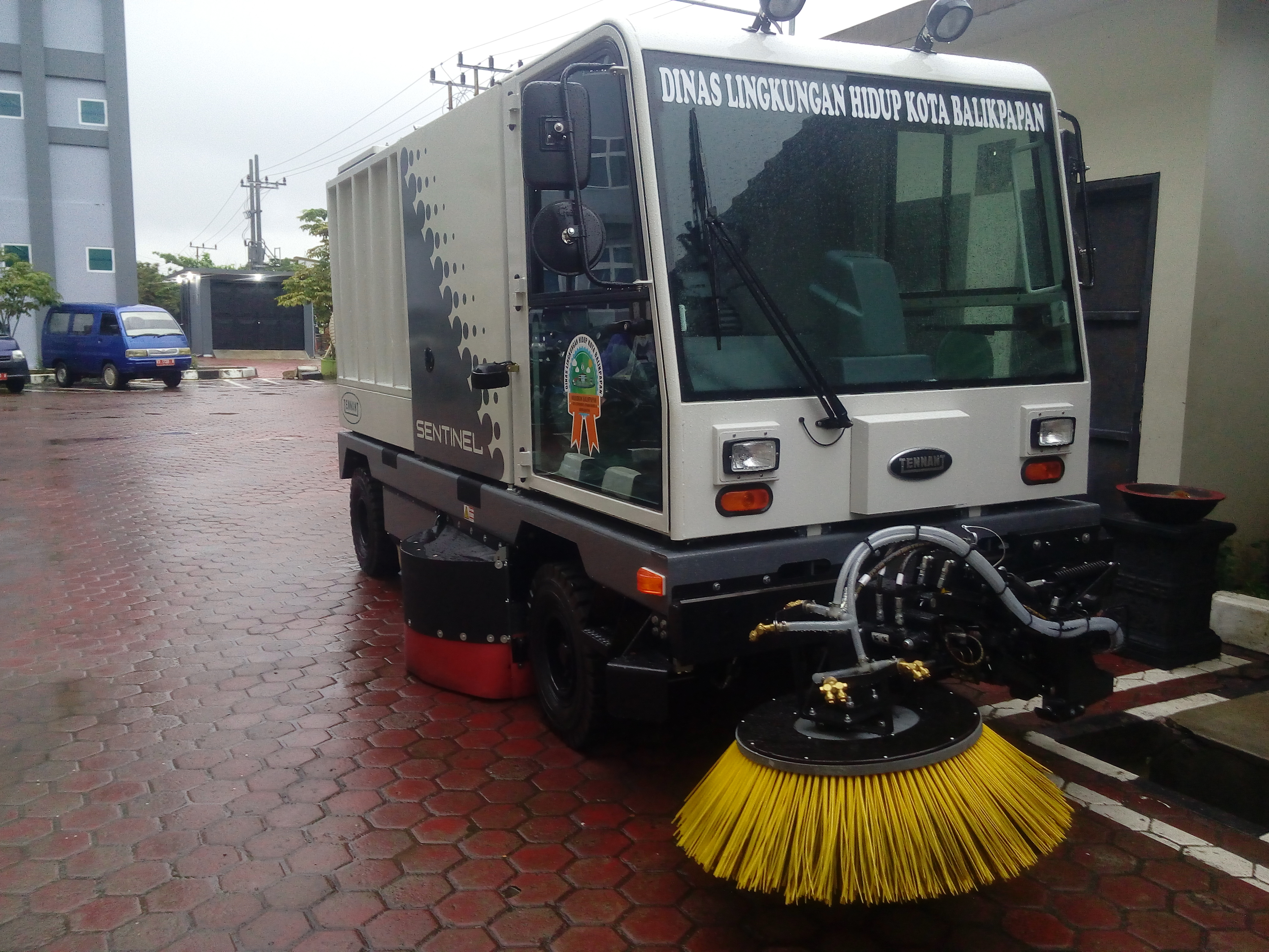 Road Sweeper DLH Kota Balikpapan